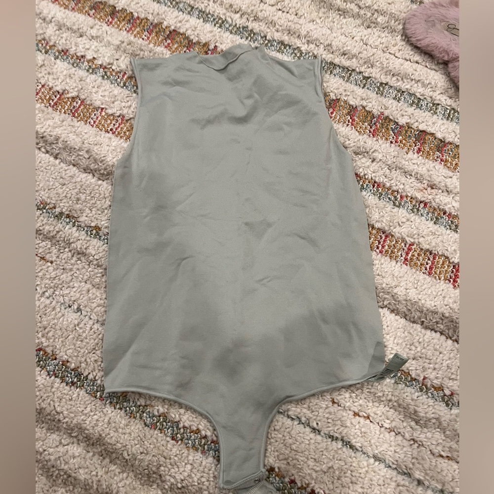 Essential Sleeveless Crewneck Thong Bodysuit